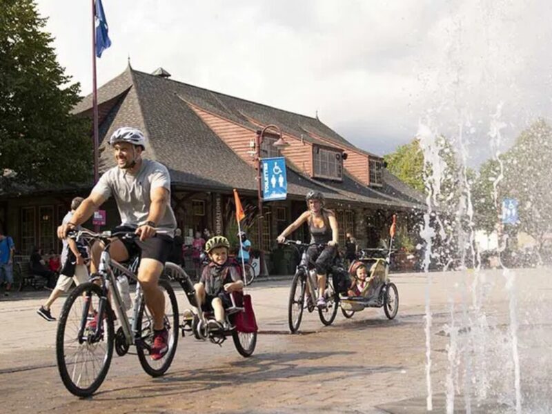 Los Laurentides ofrecen ecoturismo, paisajes naturales y actividades al aire libre para toda la familia.