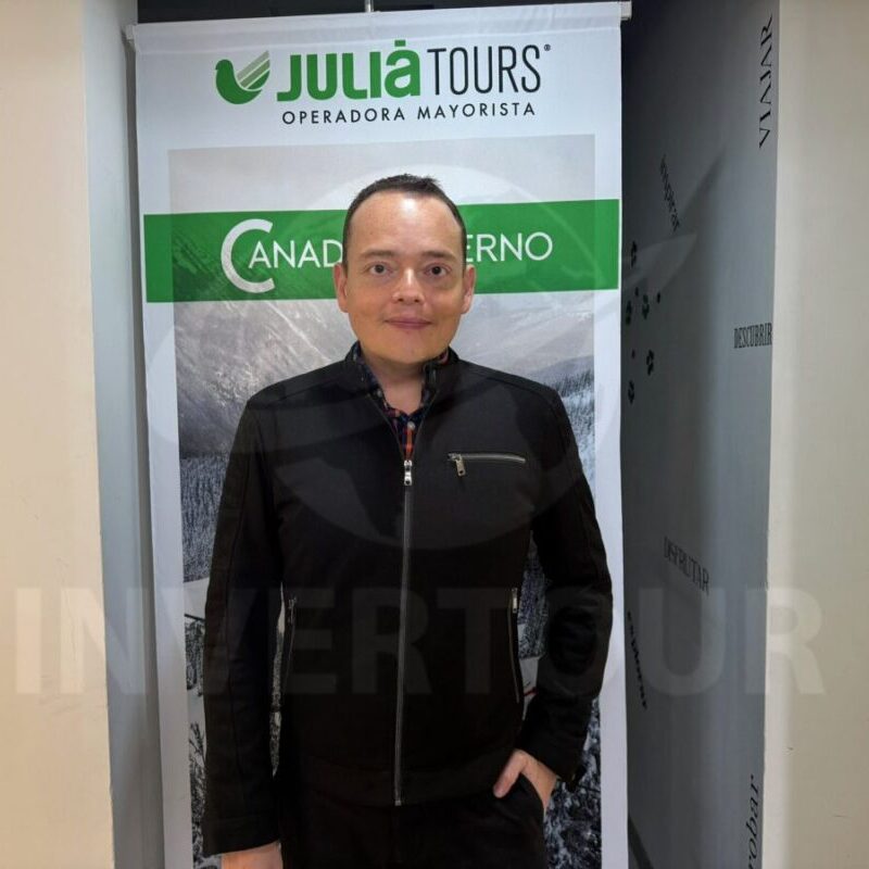 julia-tours-montreal-12