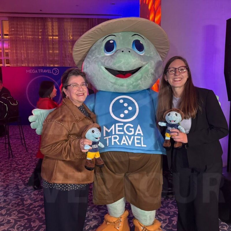 mega-travel-journey-is-you-15