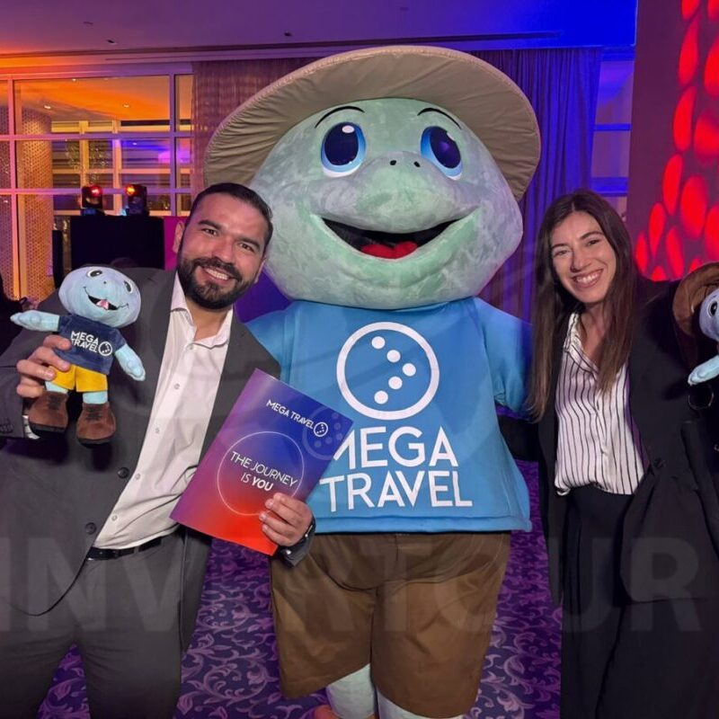 mega-travel-journey-is-you-30