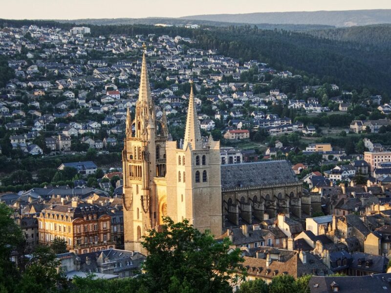 Occitania es un buen escenario de tradiciones, balnearios y cultura.
