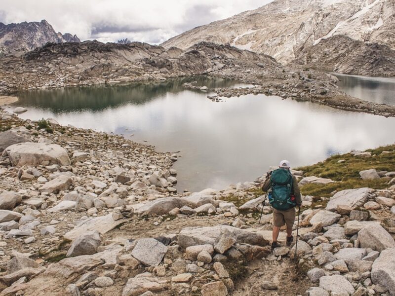 Descubre el mundo con mochila y vive cada aventura al máximo.