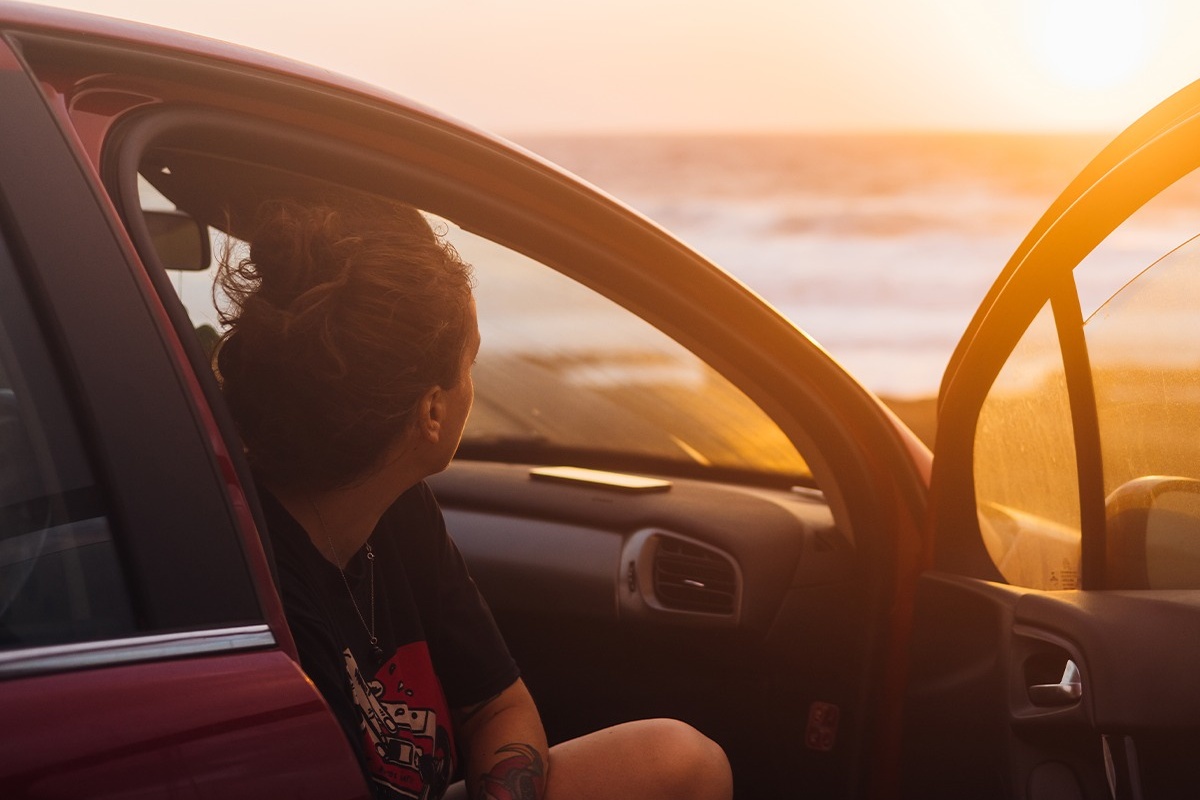 Tener un auto rentado te brinda libertad para descubrir nuevos destinos a tu ritmo.