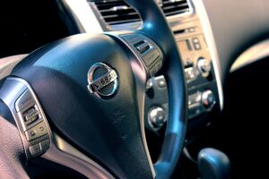 Tener un auto rentado te brinda libertad para descubrir nuevos destinos a tu ritmo.