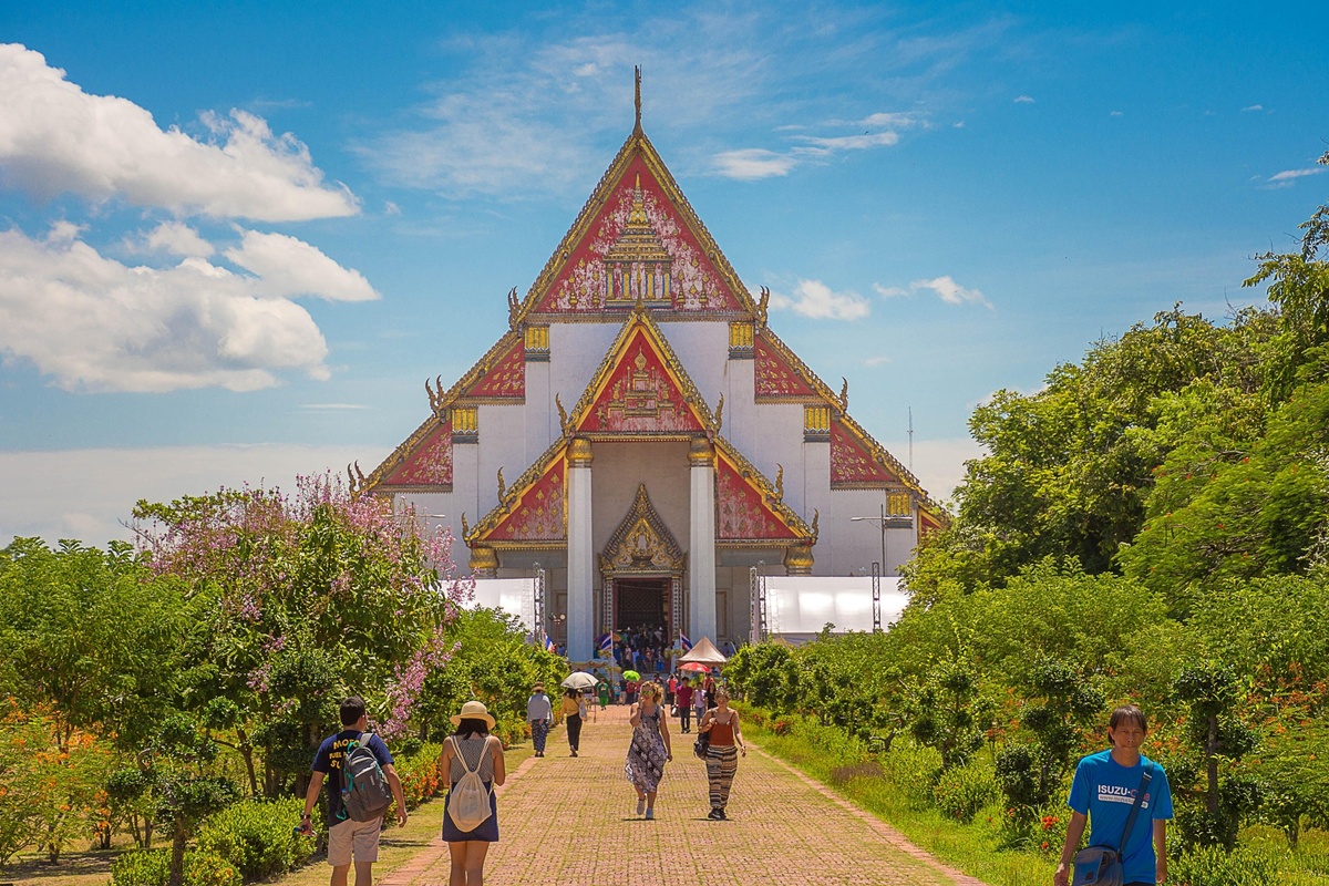 Tailandia: tradición y modernidad se encuentran en cada templo, playa y festival.