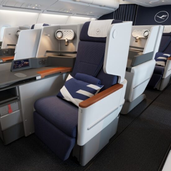 Los ocho Airbus A380 estarán equipados con nuevos asientos premium en clase Business.