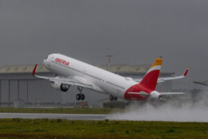 En total, Iberia ha programado 27 mil 362 plazas entre el 19 de enero y el 15 de febrero.