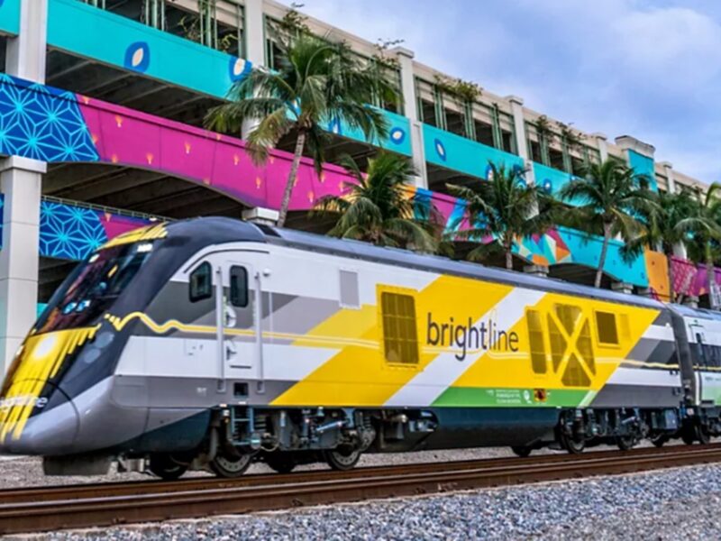 Pasajeros de Florida rumbo al Ultra Music Festival.