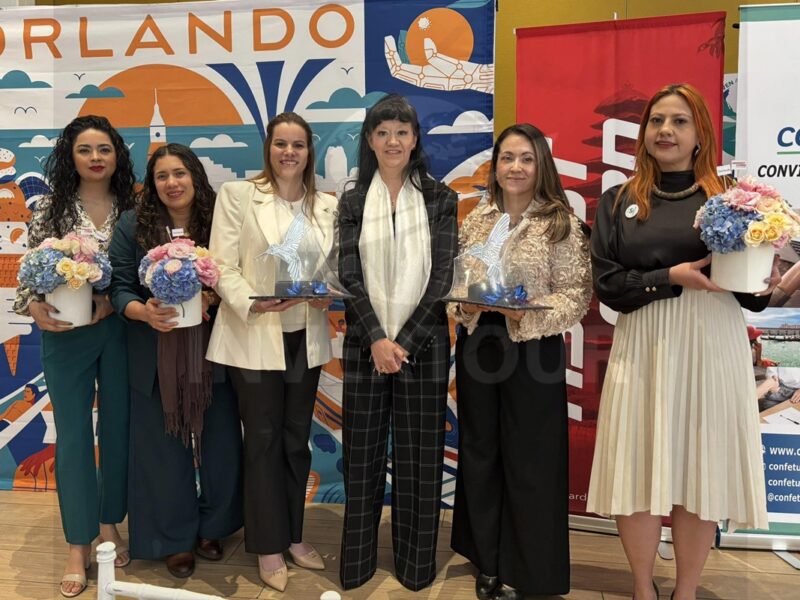 Ana Lilia García, Marlene Becerra, Rosalba Herrera, Tere Hernández, Adriana Muñozcano y Lorena Pereda