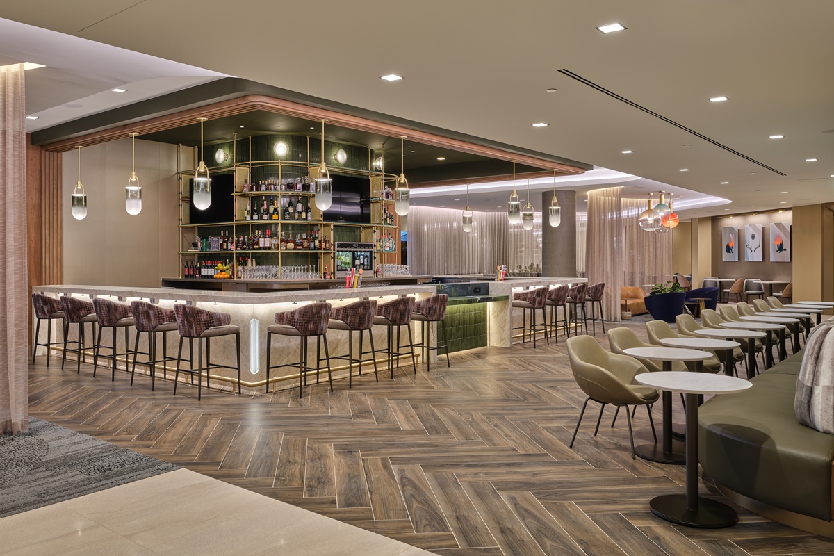 Inauguración de un nuevo Delta Sky Club en el Aeropuerto Internacional de Denver (DEN).