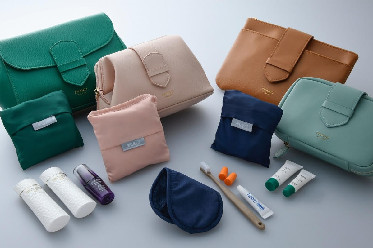 Los estuches utilizarán materiales sostenibles y combinarán elegancia atemporal con diseño moderno.