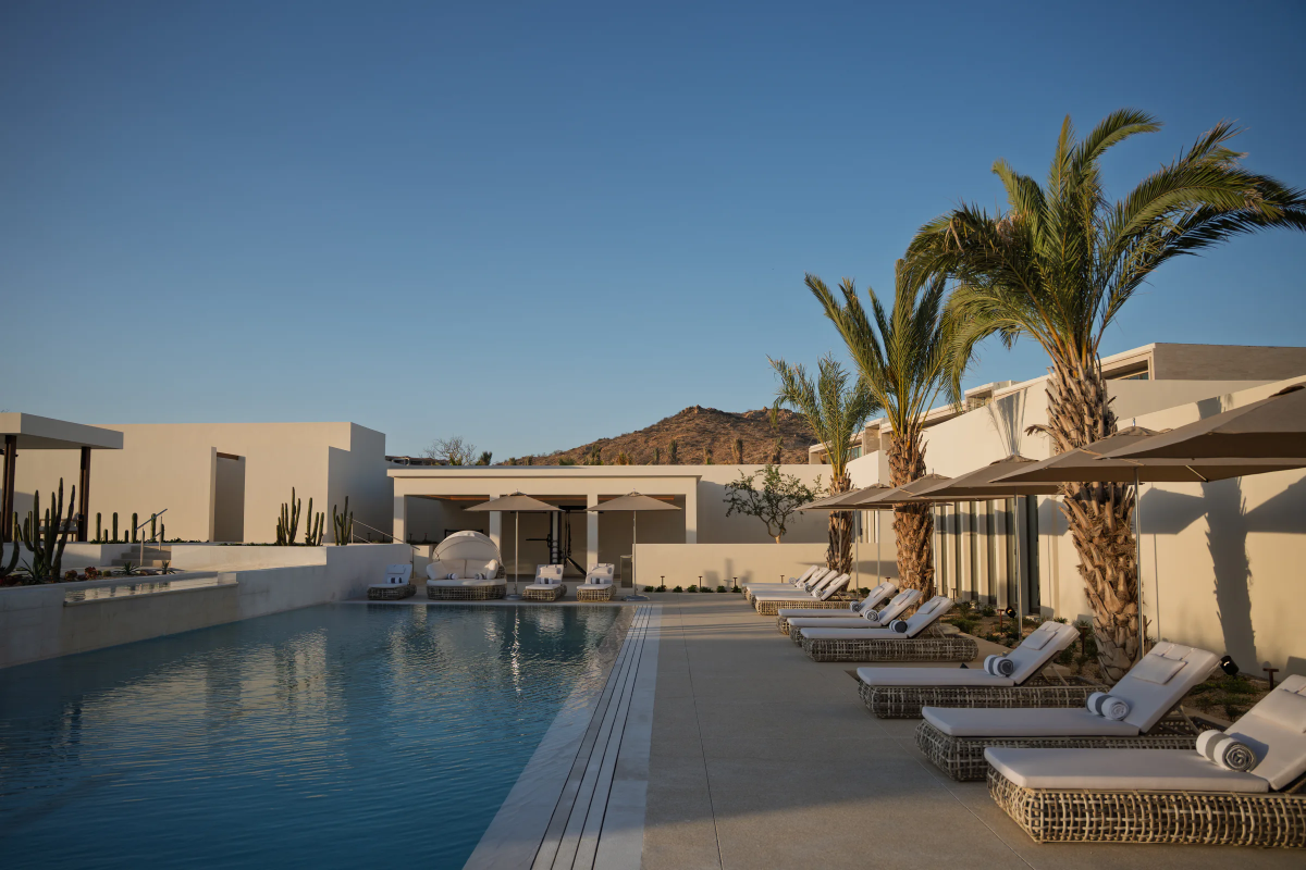 Experiencia de bienestar para parejas en el desierto.