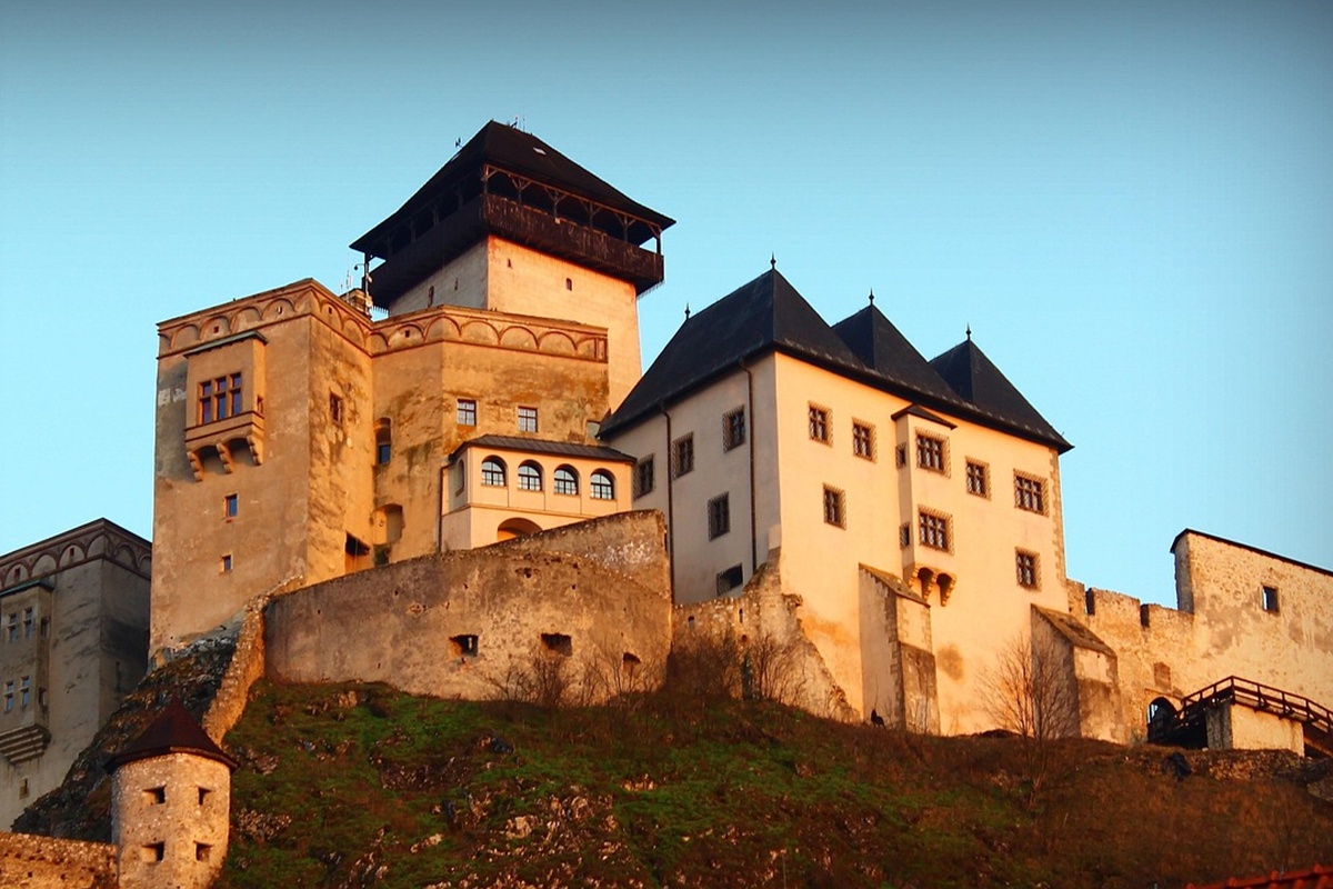 Trenčín y Oulu, Capital Europea de la Cultura.
