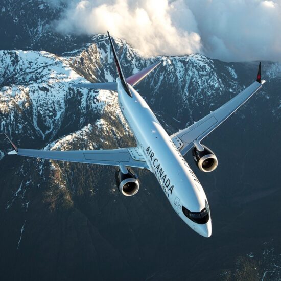 Air Canada registra ingresos récord en 2026 pese a la volatilidad global.