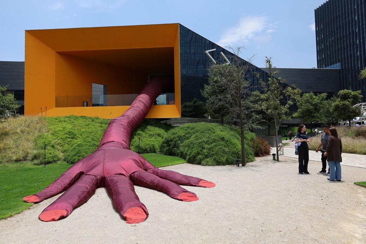 “Los tiempos del aire” en Artz Pedregal explora la respiración a través del arte.