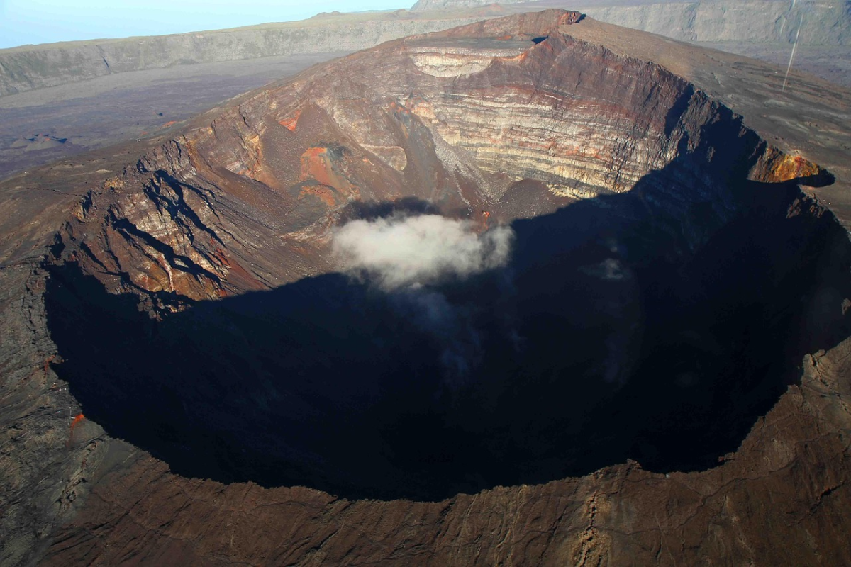 Cinco volcanes que muestran la fuerza y la belleza activa de la Tierra.
