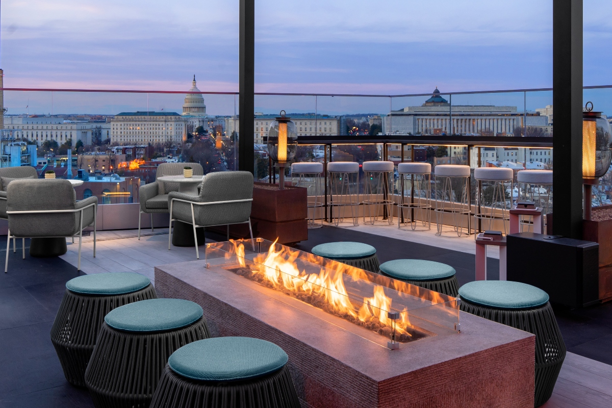 Smoke & Mirrors Rooftop
